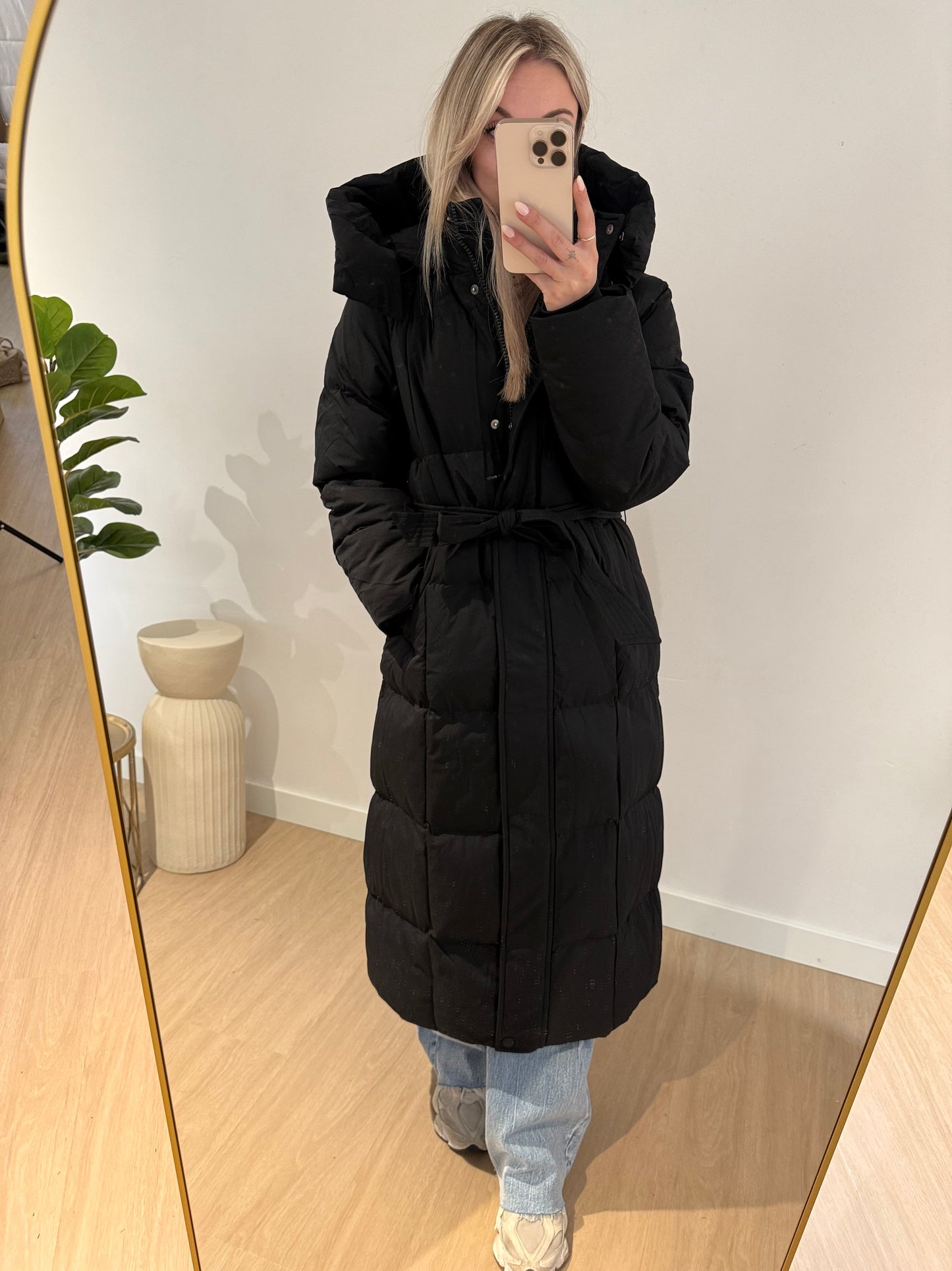 TARA LONG COAT - BLACK