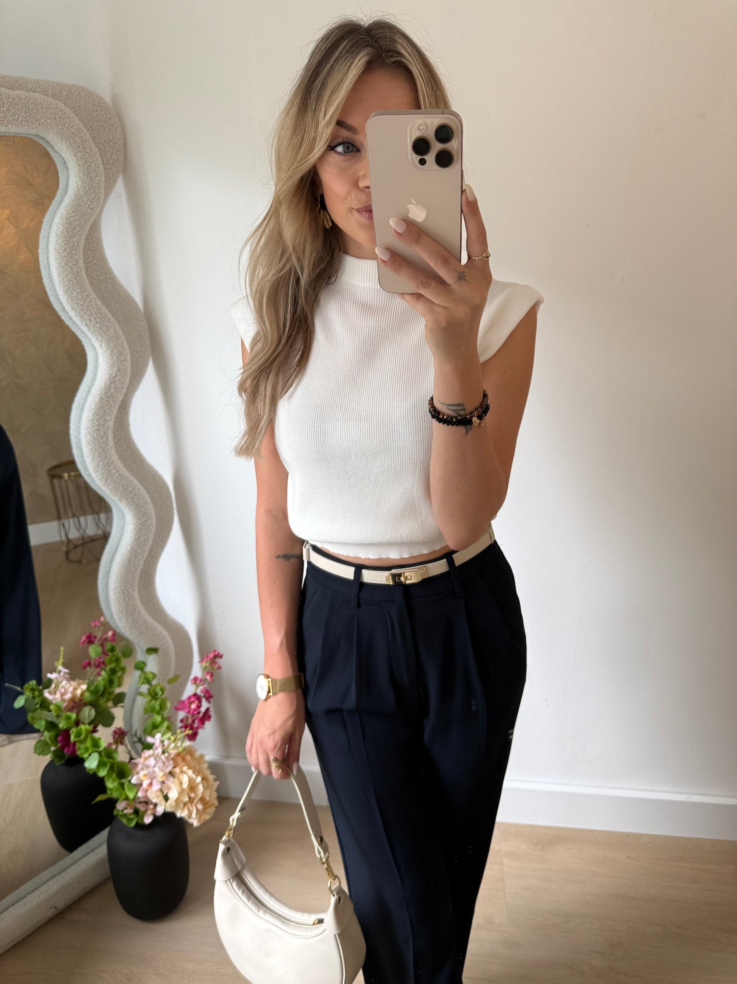 GINA - WHITE