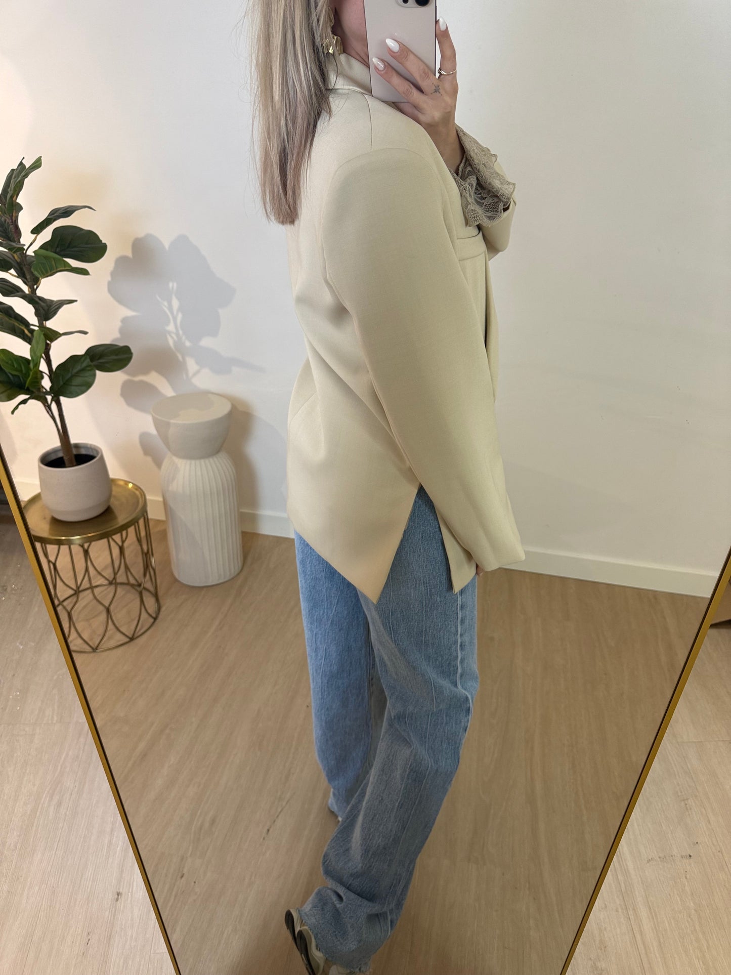 OVERSIZED BOX BLAZER - CREAM STYLISH