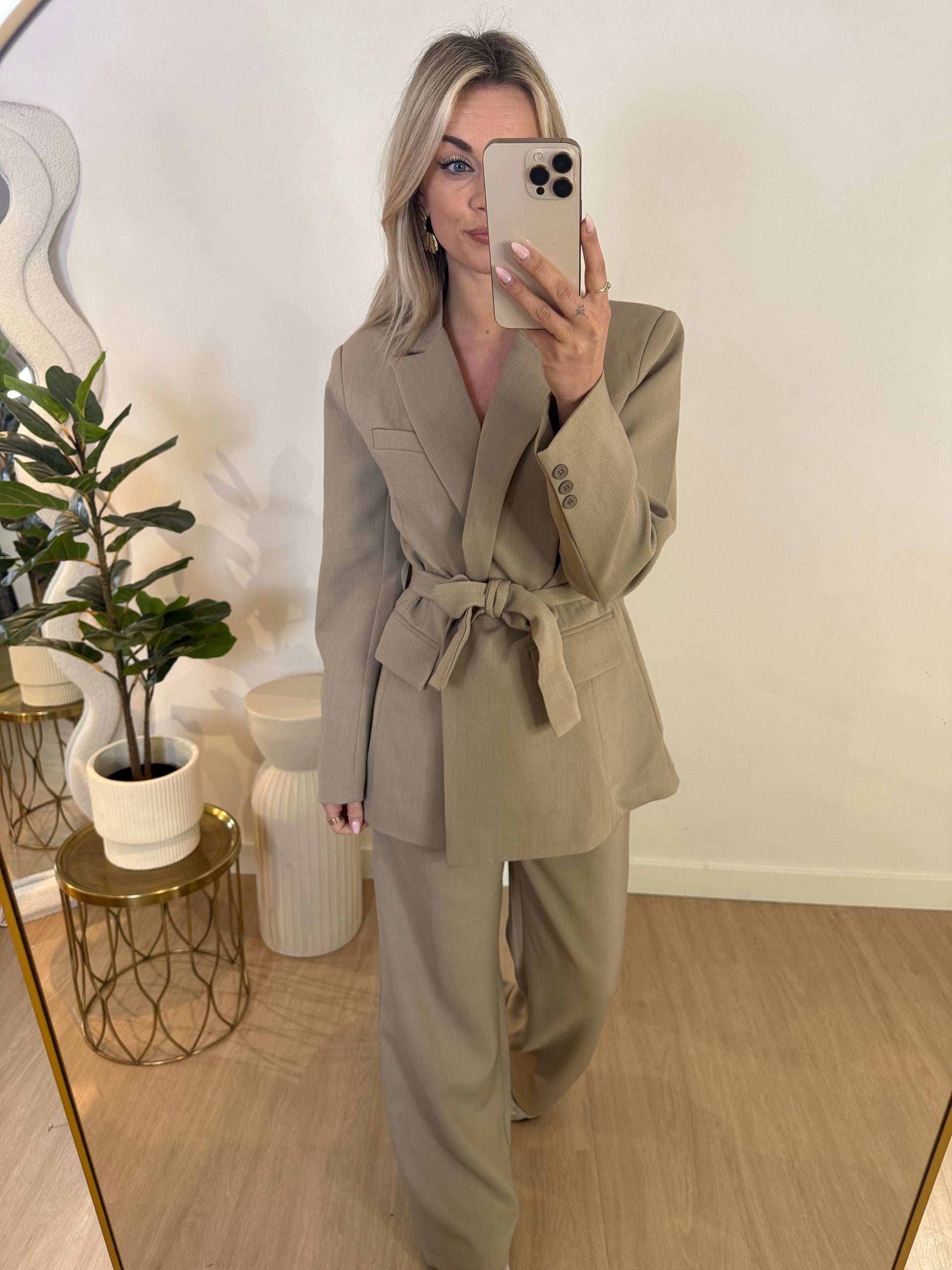 JACKY BLAZER - TAUPE STYLISH