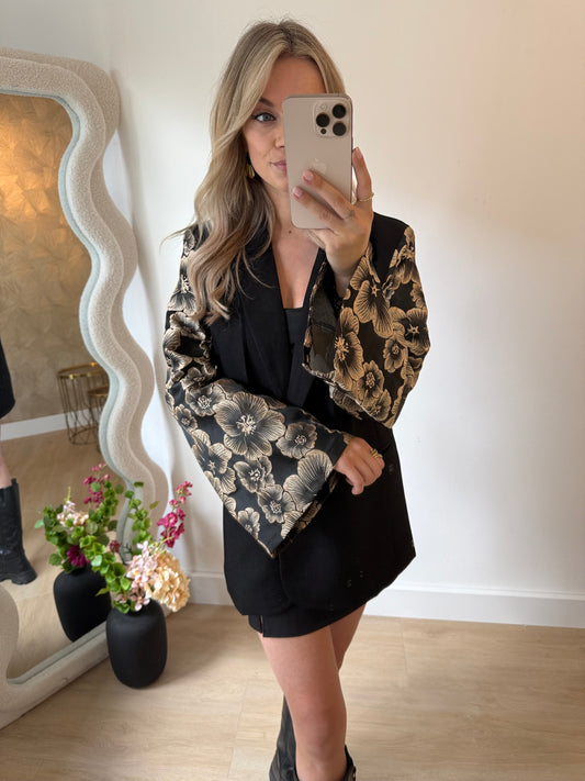 KELLY BLAZER