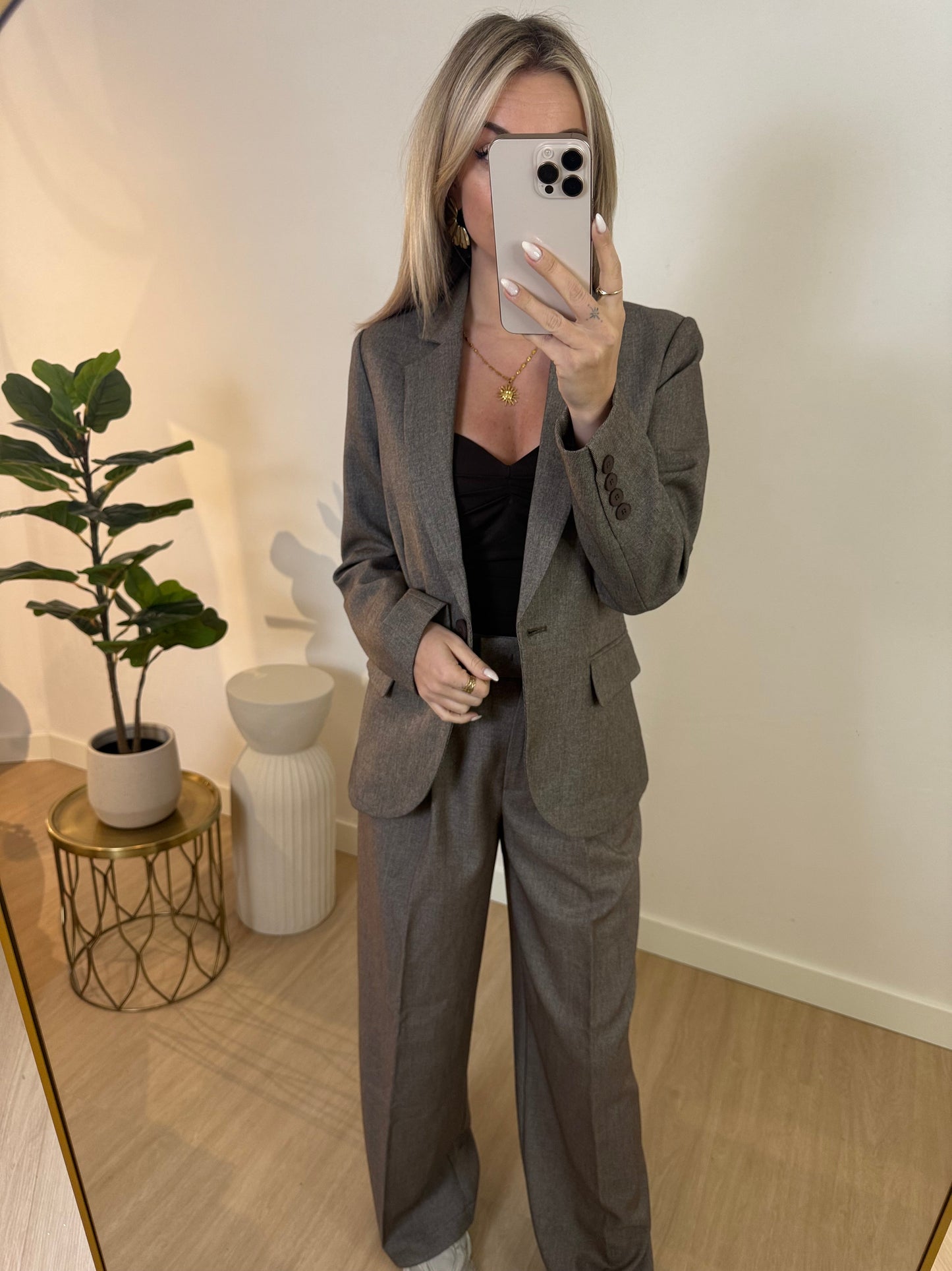 NOA BODY - DARK BROWN STYLISH