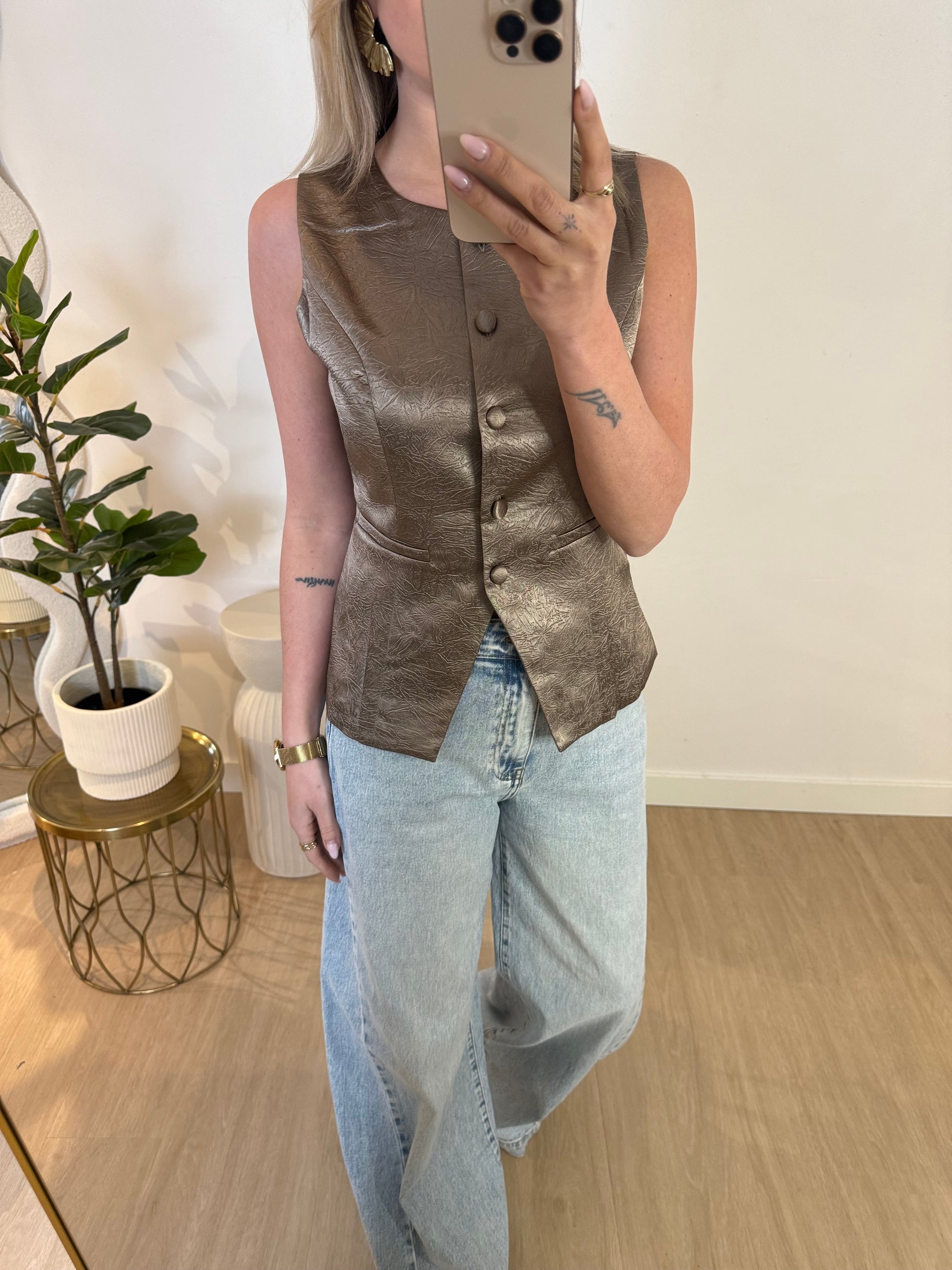 METALLIC GILET STYLISH