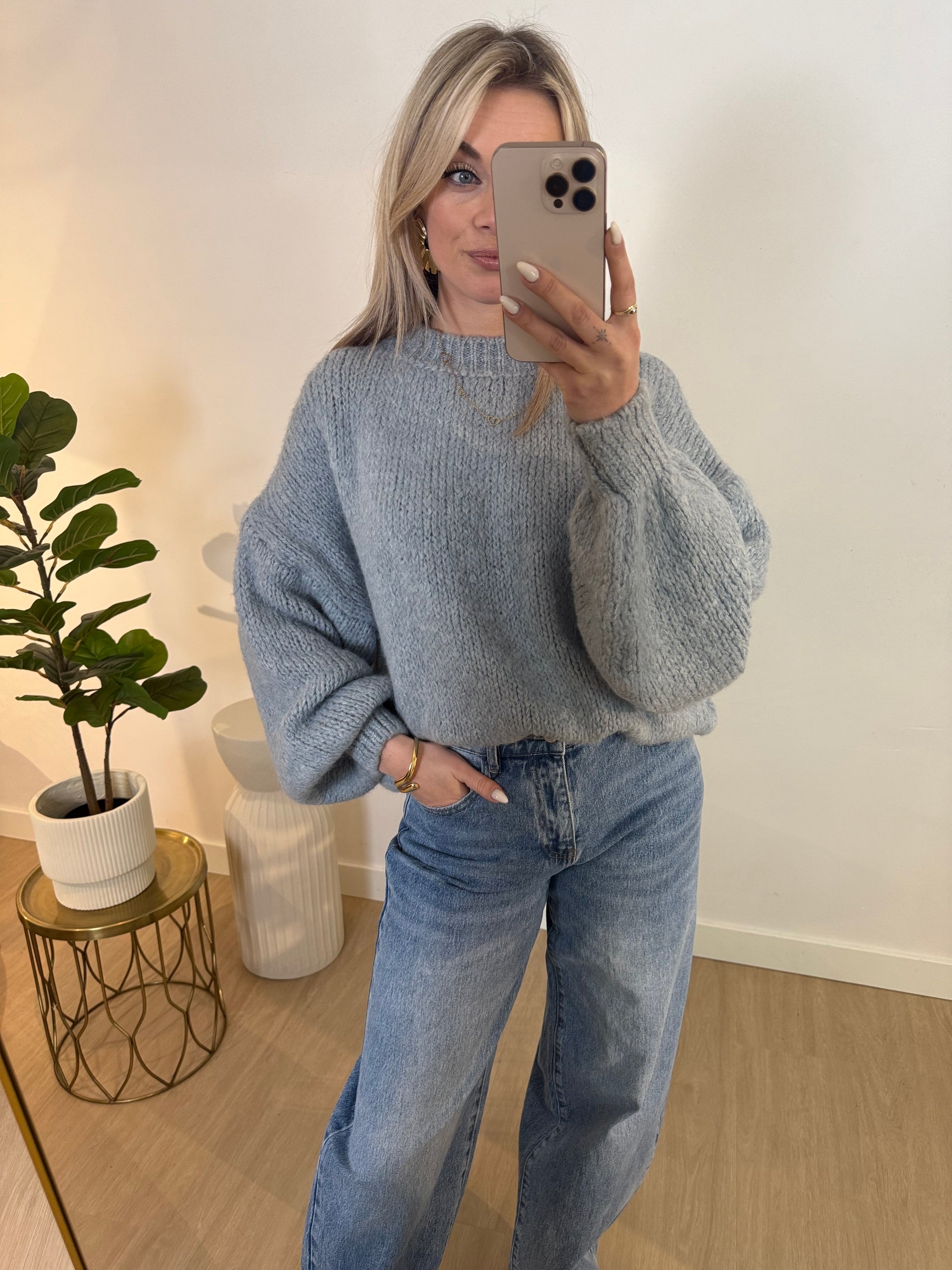 SANNE SWEATER - ICE BLUE STYLISH