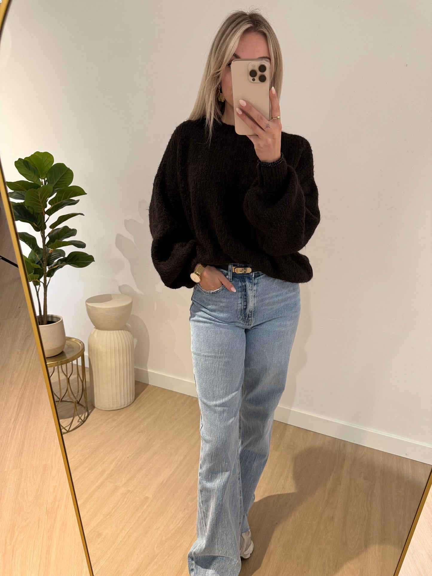 SANNE SWEATER - DARK BROWN