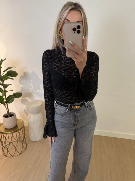 NINA RUFFLE LACE TOP STYLISH