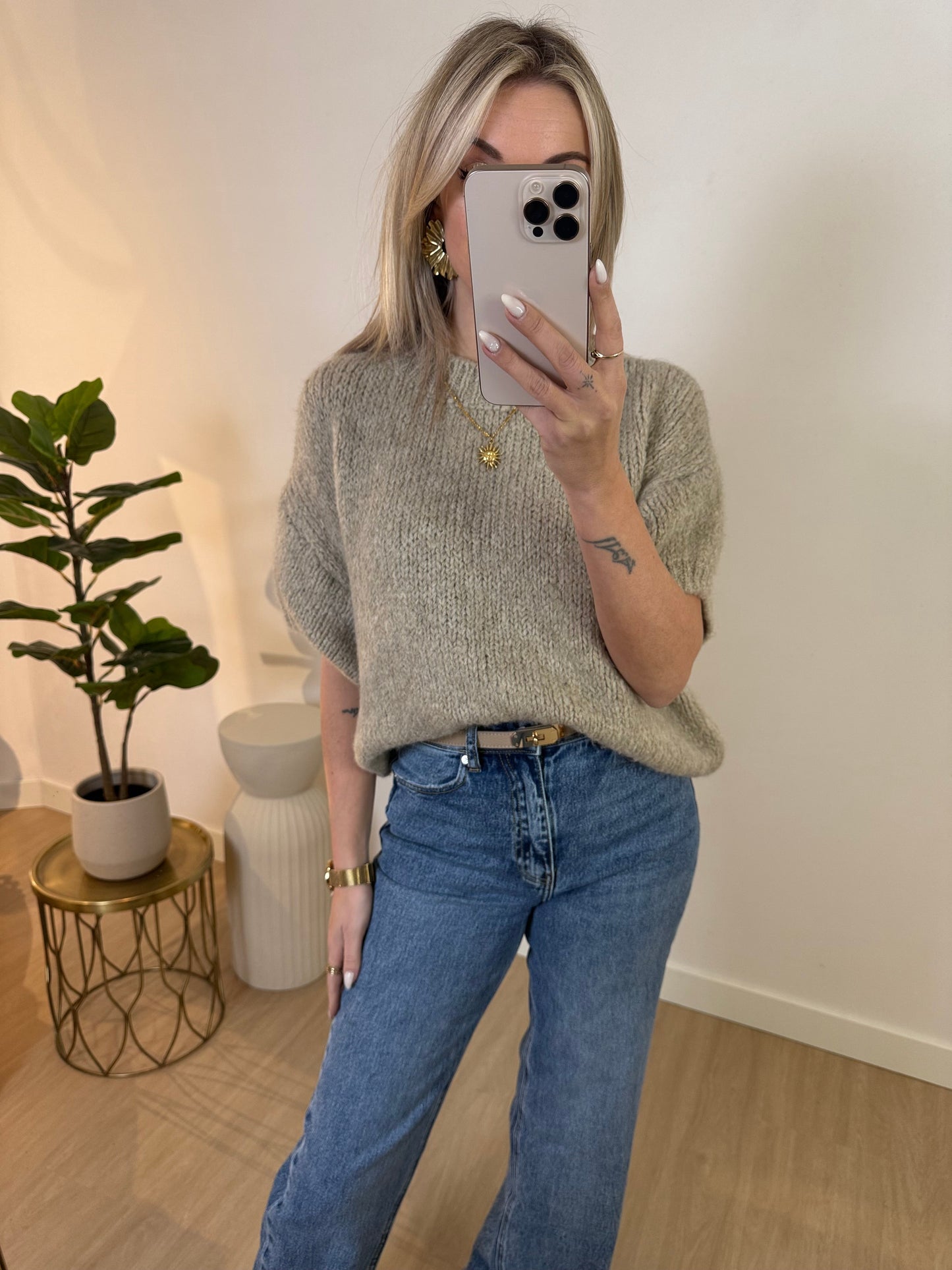 SANNE SHORT SLEEVES - BEIGE STYLISH