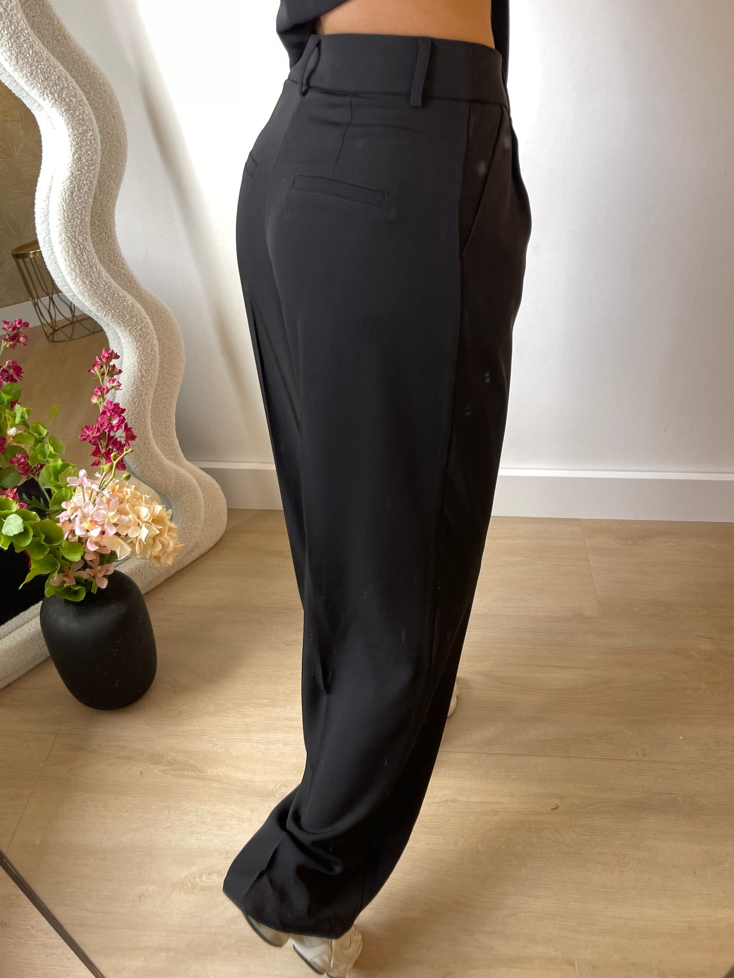 MILA PANTALON - BLACK