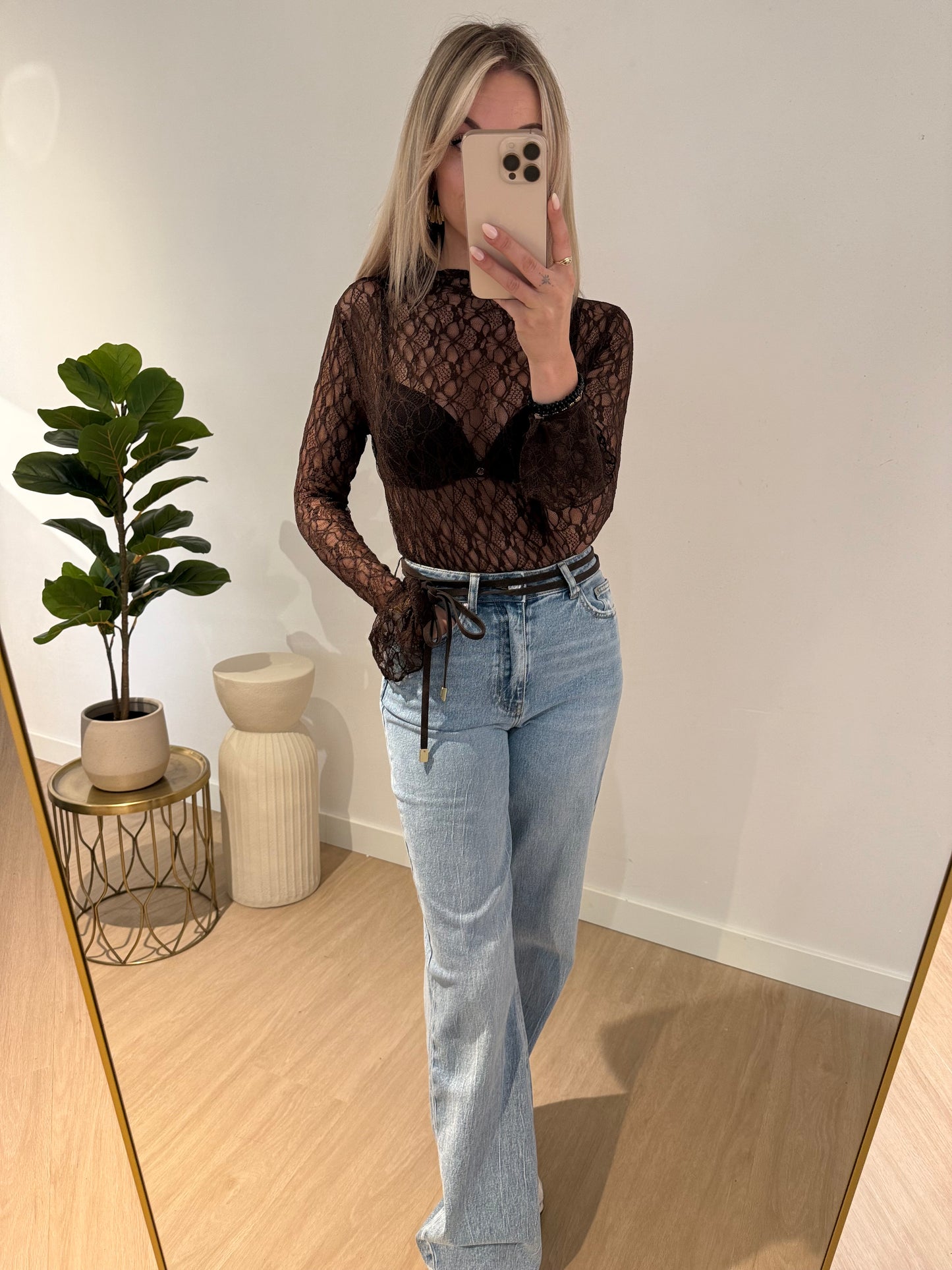 RUFFLE LACE TOP - CHOCO BROWN